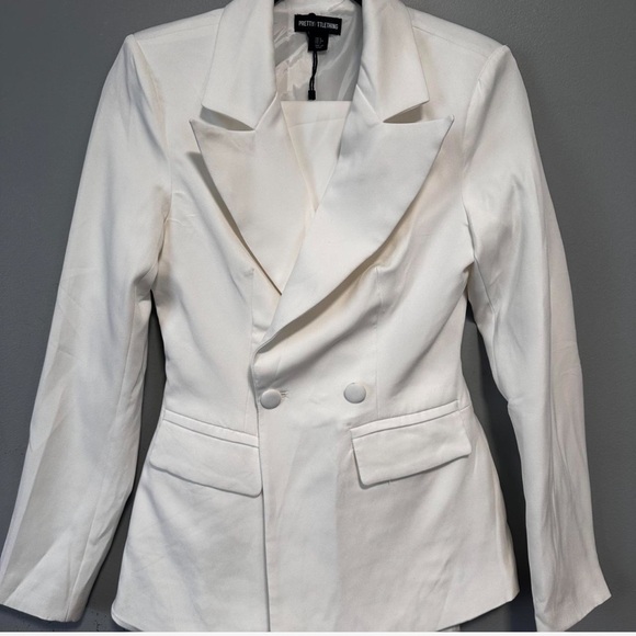 PrettyLittleThing White Double-Breasted Blazer - Picture 1 of 4